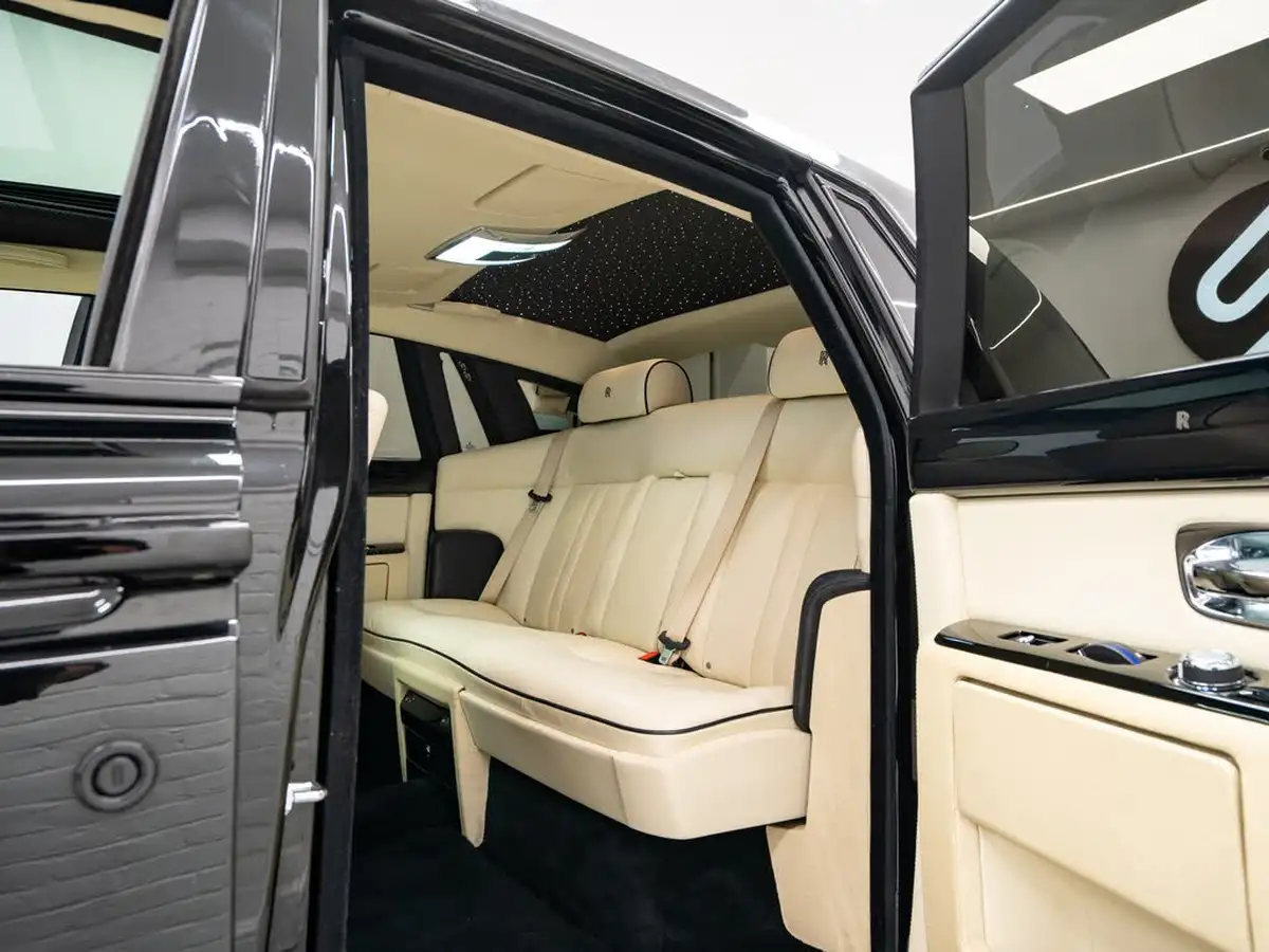 2015-rolls-royce-wraith-66-big-53