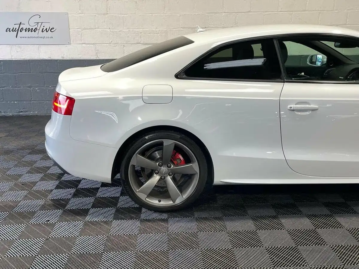 2013-audi-a5-20td-quattro-black-edition-coupe-2d-big-21