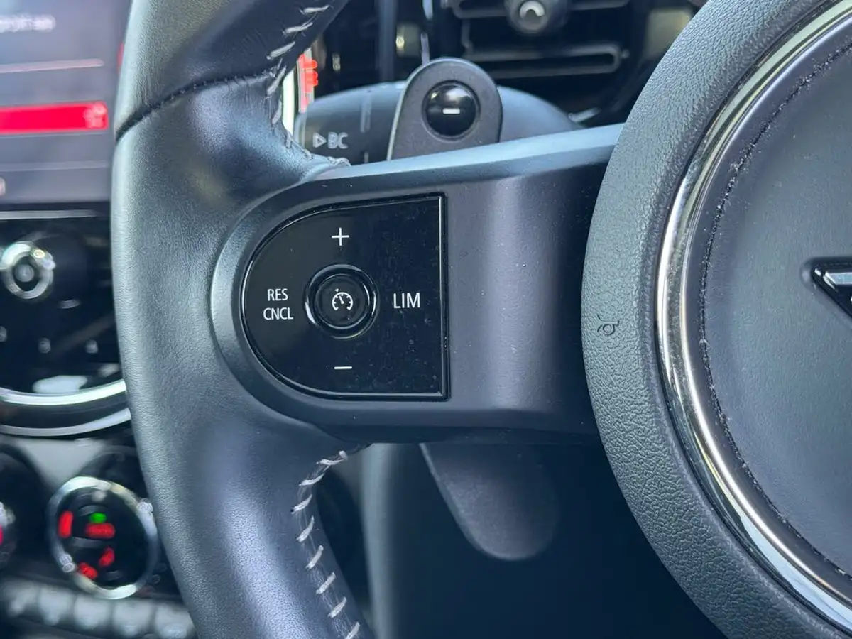 2022-mini-cooper-20-cooper-s-sport-hatchback-5d-auto-big-29