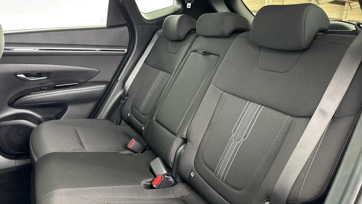 2023-hyundai-tucson-16-t-gdi-premium-150ps-big-13