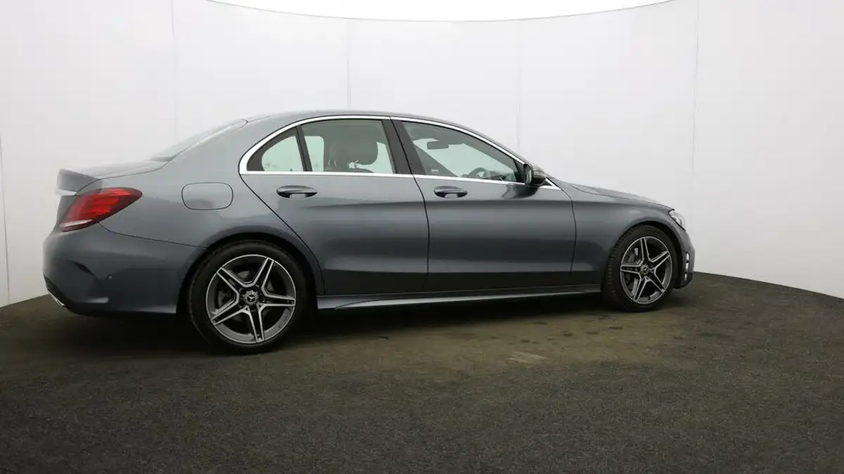 2019-mercedes-benz-c-class-15-c200-amg-line-premiumss-saloon-4d-big-47