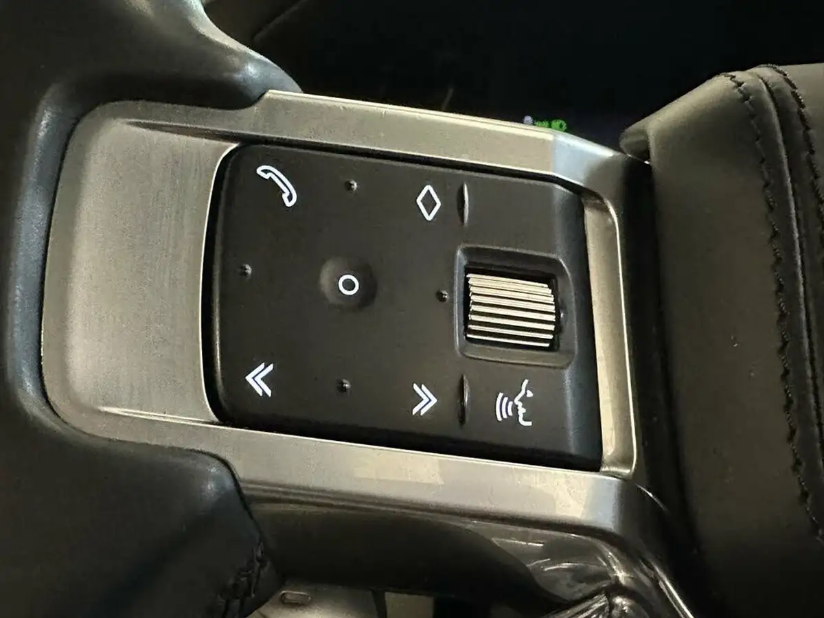 2021-land-rover-discovery-30-d300-r-dynamic-hse-big-39