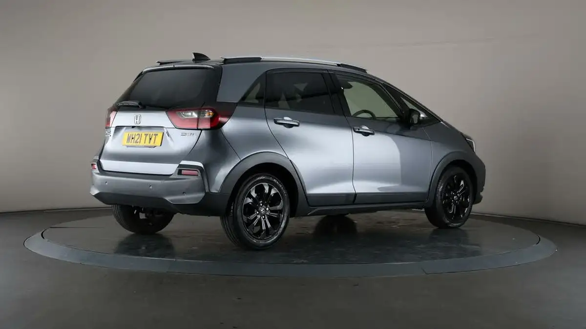 2021-honda-jazz-15-i-mmd-crosstar-ex-109ps-two-tone-big-64