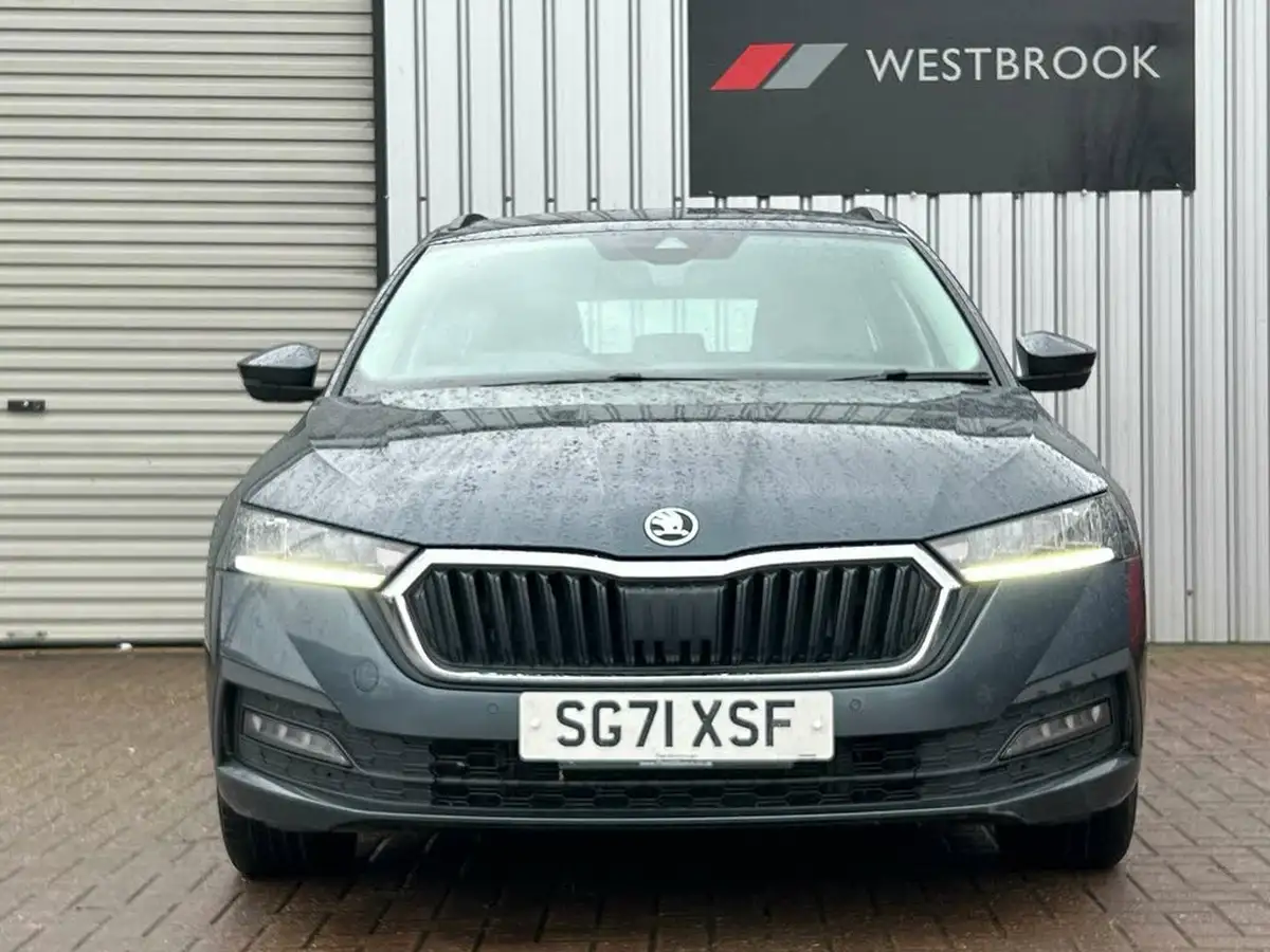 2022-skoda-octavia-14-tsi-se-technology-estate-big-5