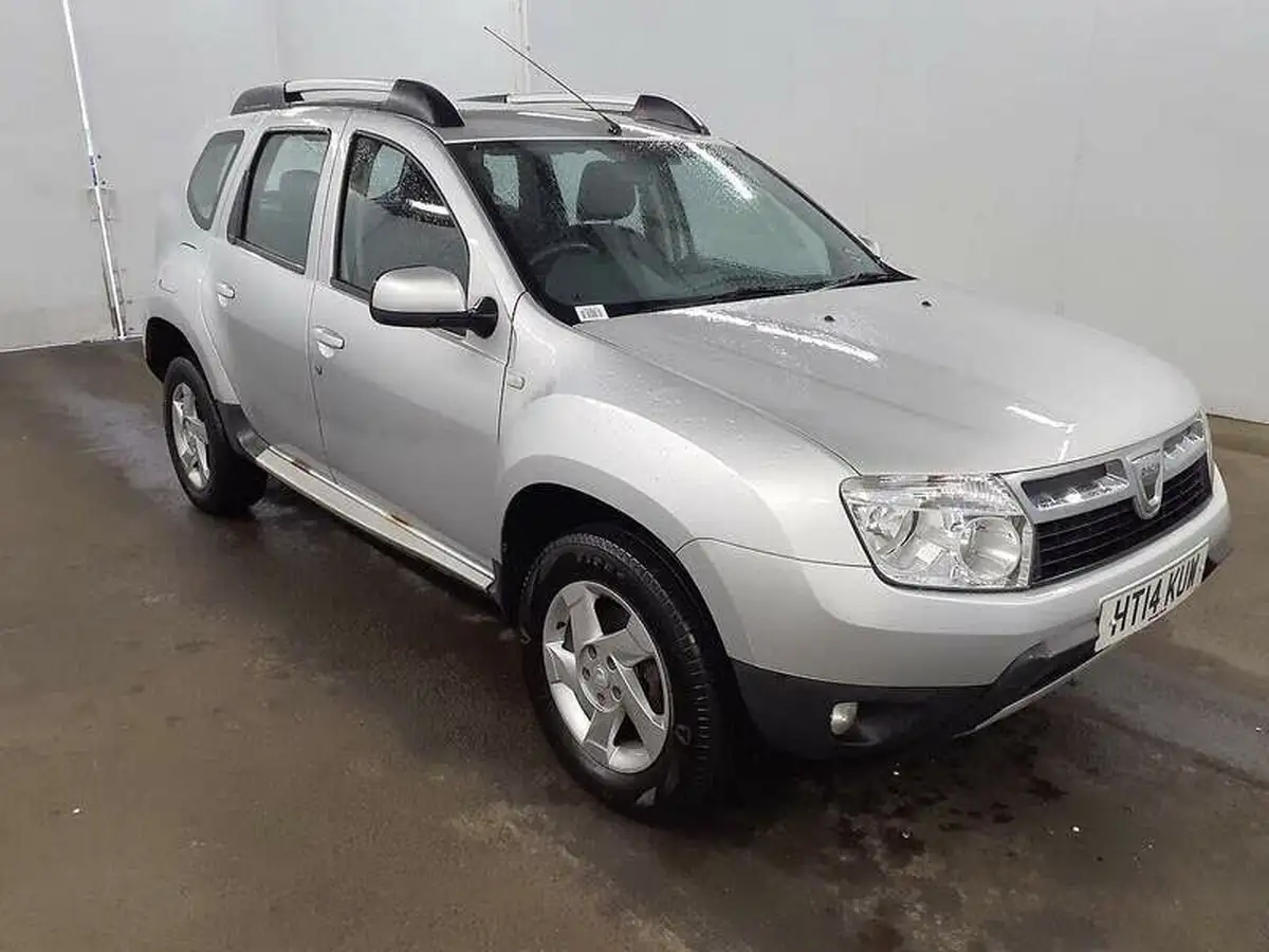 2014-dacia-duster-15d-laureate-110-107bhp-big-0