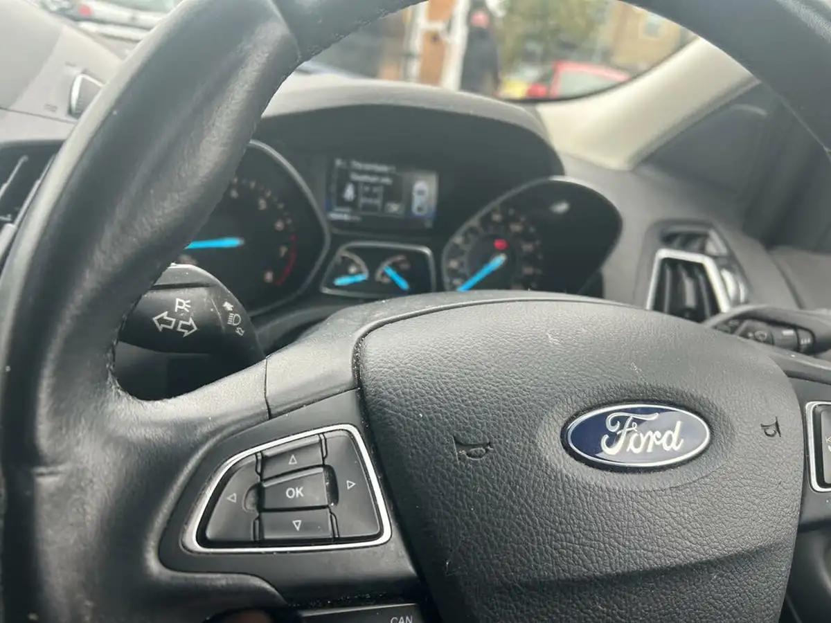 2017-ford-kuga-15t-titanium-150ps-big-10