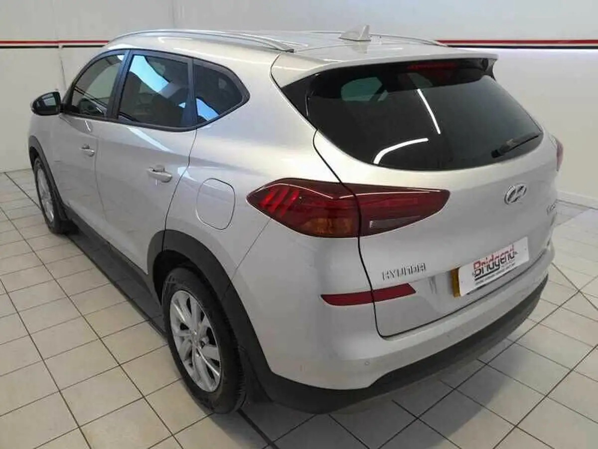 2021-hyundai-tucson-16-t-gdi-se-nav-big-3