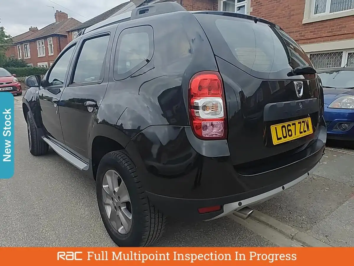 2018-dacia-duster-15dci-laureate-110bhp-4x4-ss-station-wagon-5d-big-1