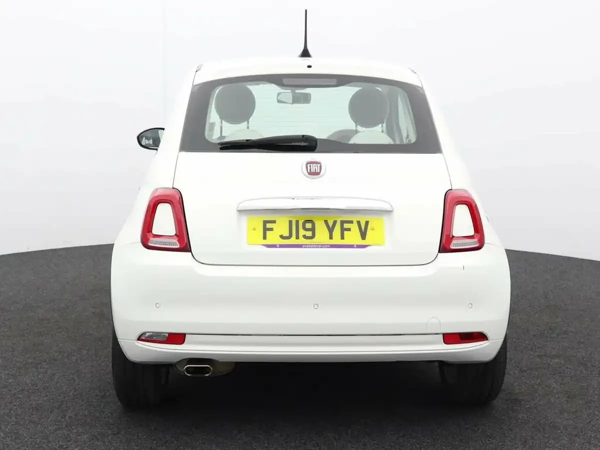 2019-fiat-500-12-lounge-big-3