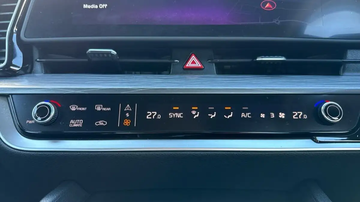 2024-kia-sportage-16-t-gdi-2-157bhp-48v-big-41