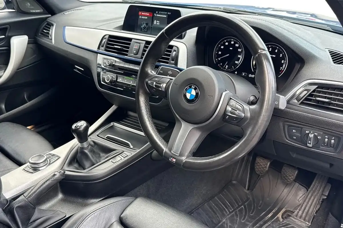 2018-bmw-1-series-15-118i-m-sport-shadow-edition-5d-big-13