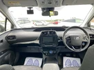2019-toyota-prius-small-29