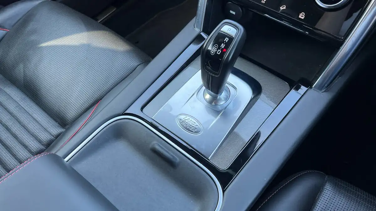 2020-land-rover-discovery-sport-20-d180-r-dynamic-hse-big-12
