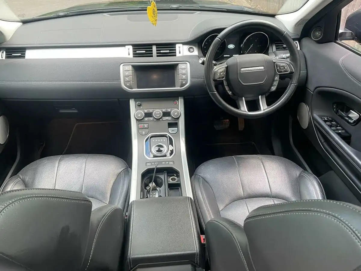2018-land-rover-range-rover-evoque-20td4-se-tech-hatchback-5d-auto-big-9