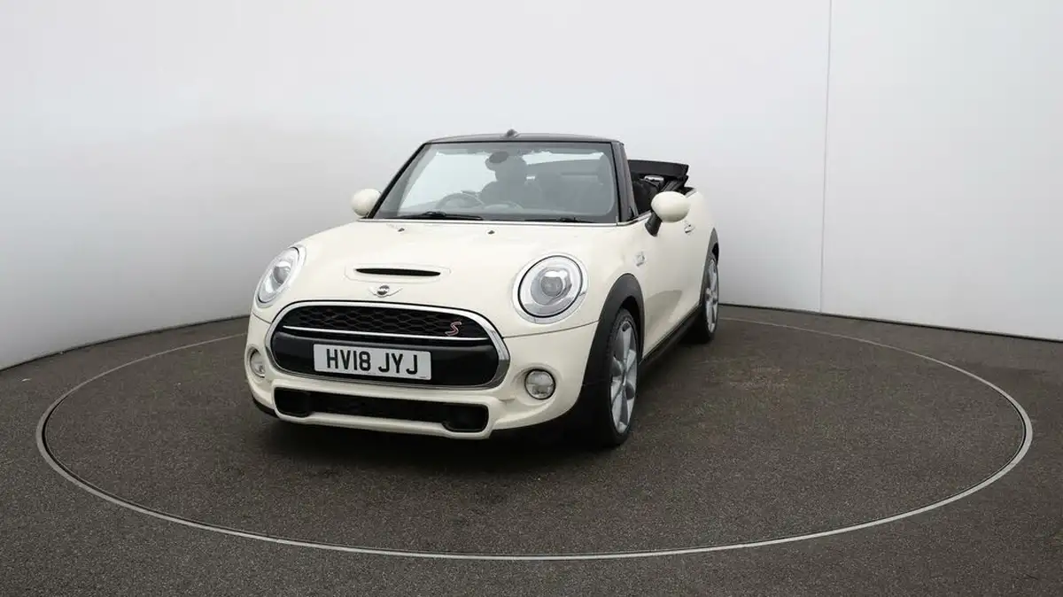 2018-mini-cooper-20-cooper-s-series-ii-ss-convertible-2d-big-39