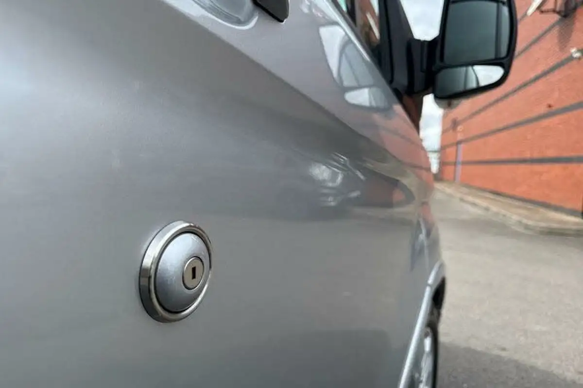 2023-ford-tourneo-custom-big-26
