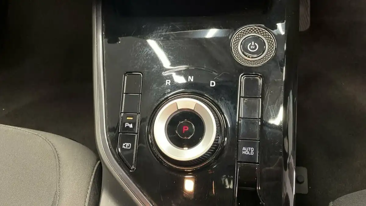 2024-kia-niro-ev-e-2-big-19
