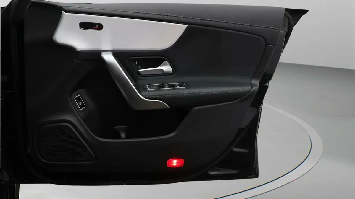 2021-mercedes-benz-cla-13-cla-200-amg-line-coupe-4d-big-14