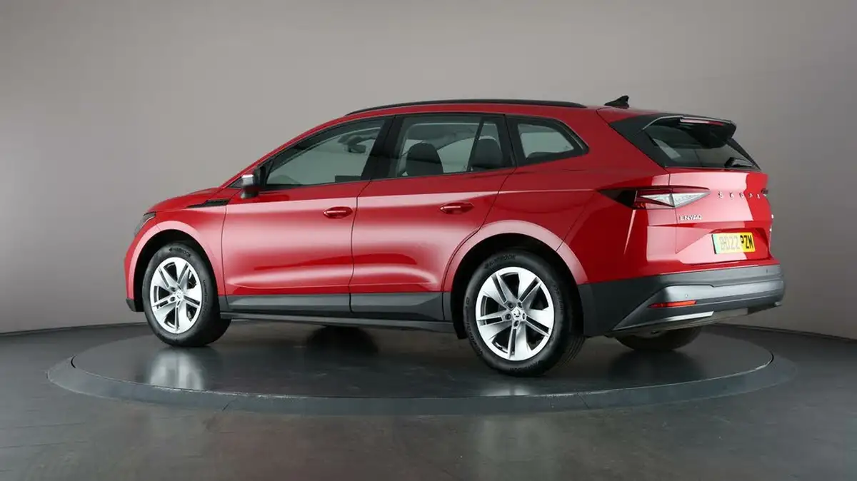 2022-skoda-enyaq-e-60-big-76