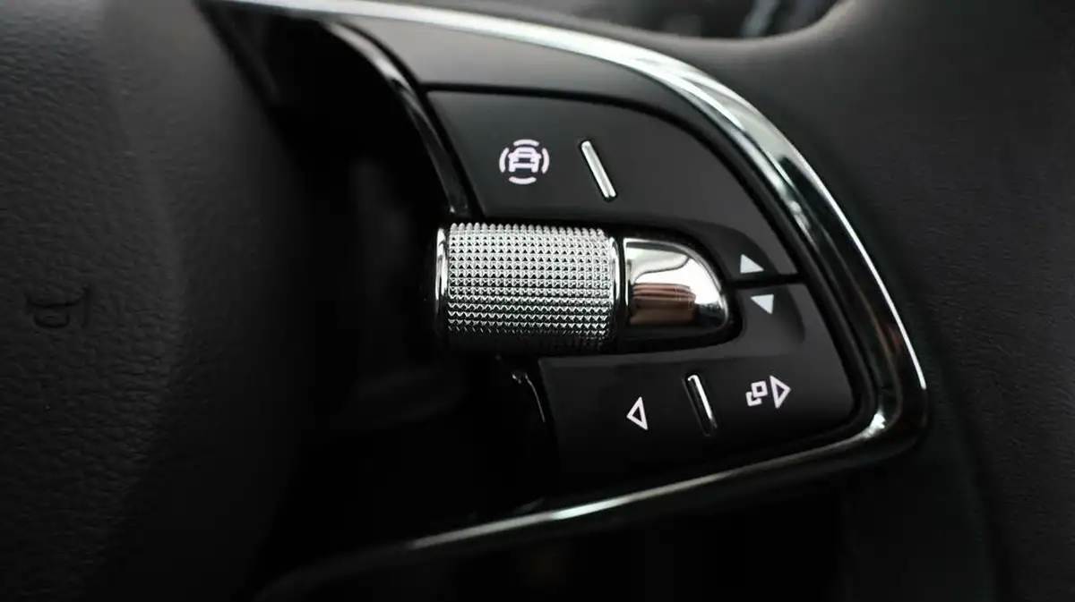 2022-skoda-enyaq-e-60-big-24