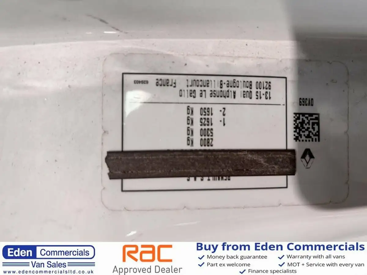 2022-renault-trafic-20dci-sl28-130-business-big-23