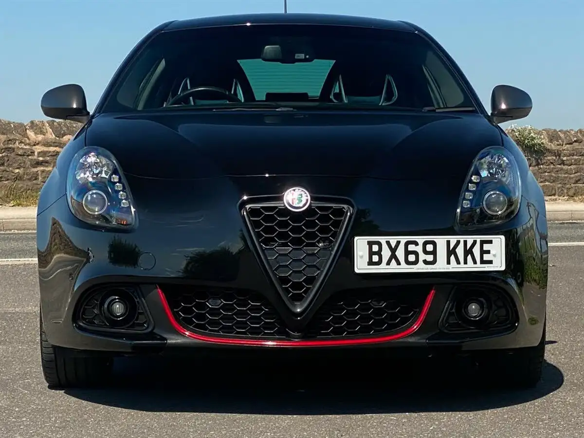 2020-alfa-romeo-giulietta-20jtdm-2-veloce-big-26