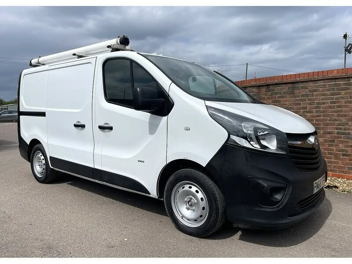 2017-vauxhall-vivaro-16cdti-2900-l1h1-95pseu6-ss-ecoflex-panel-van-big-47