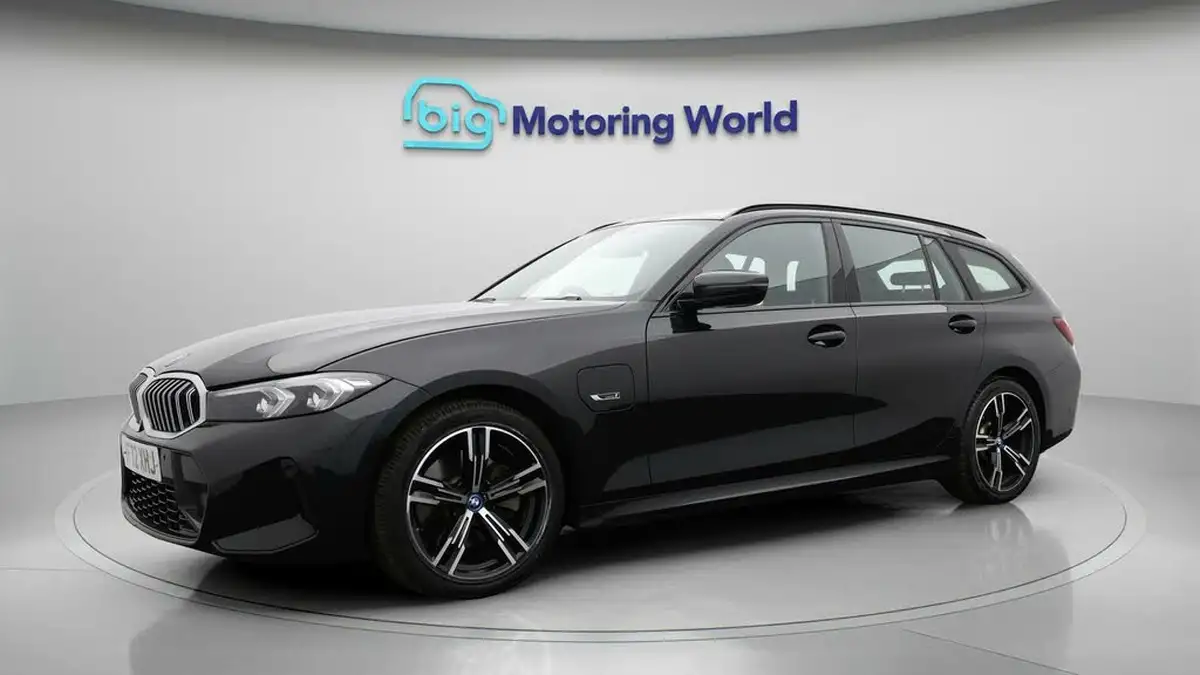 2022-bmw-3-series-20-330e-m-sport-touring-5d-big-2