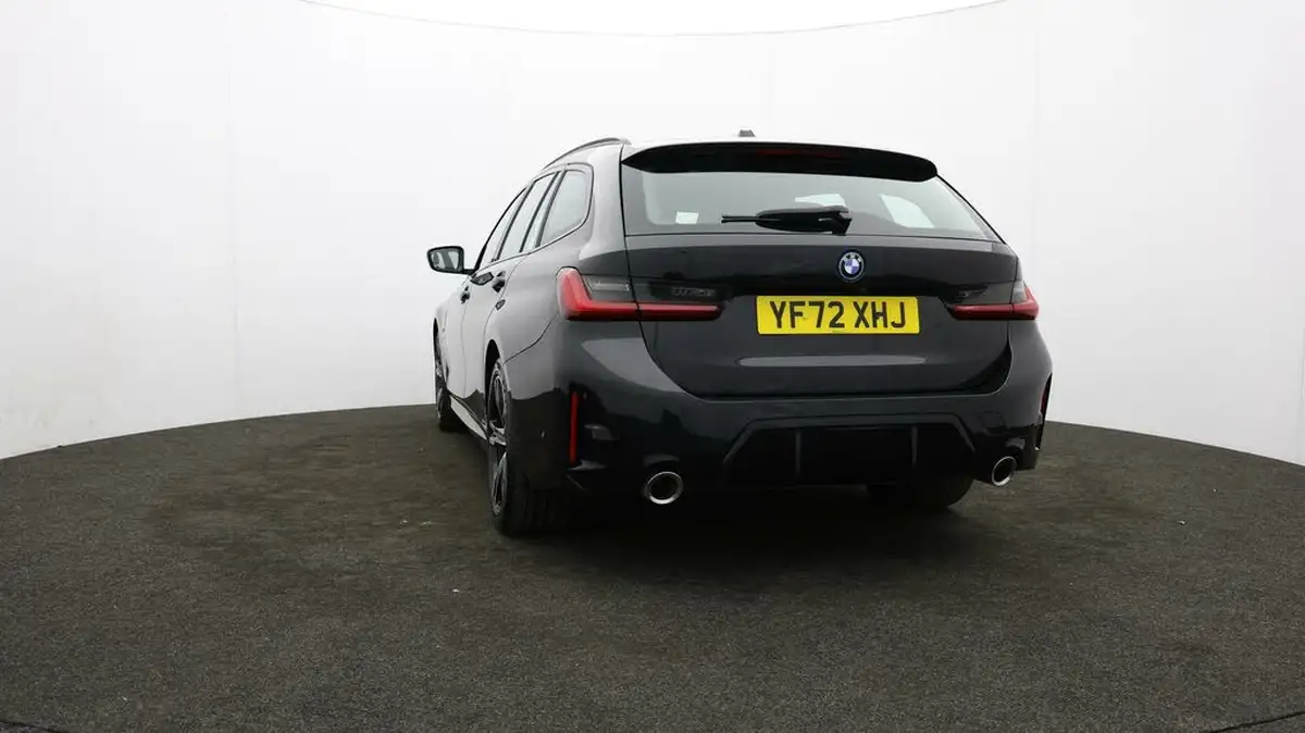 2022-bmw-3-series-20-330e-m-sport-touring-5d-big-30