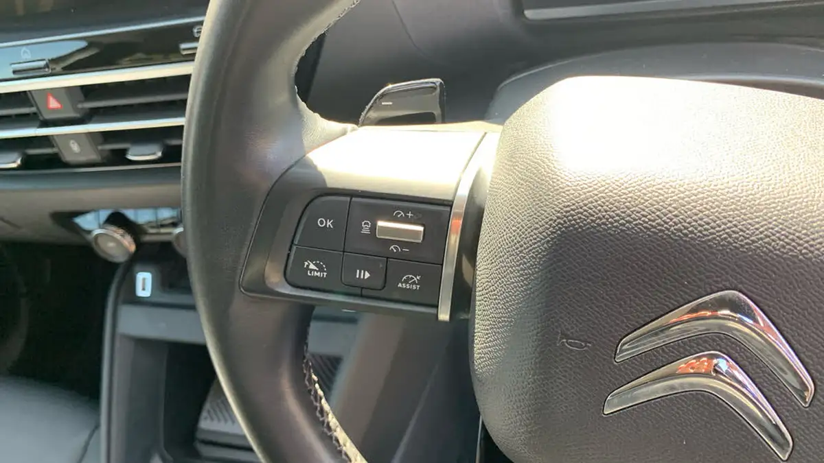 2021-citroen-c4-12-puretech-shine-plus-155ps-big-22