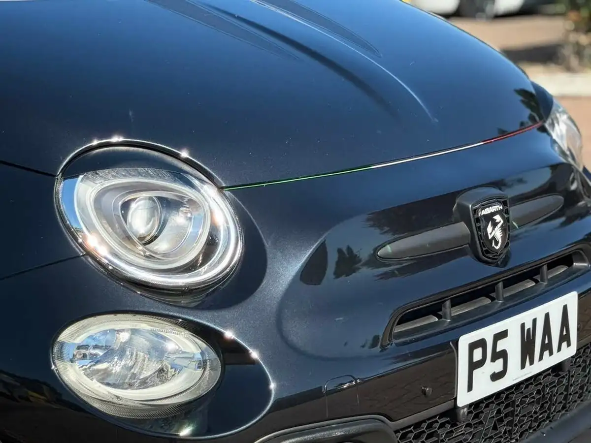 2017-abarth-595-14-tjet-big-28