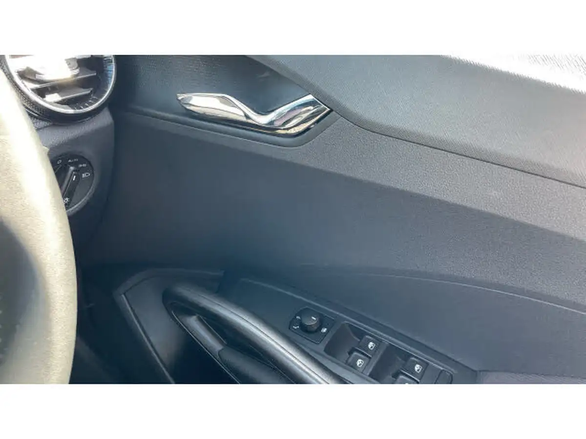 2024-skoda-fabia-15-tsi-colour-edition-big-18