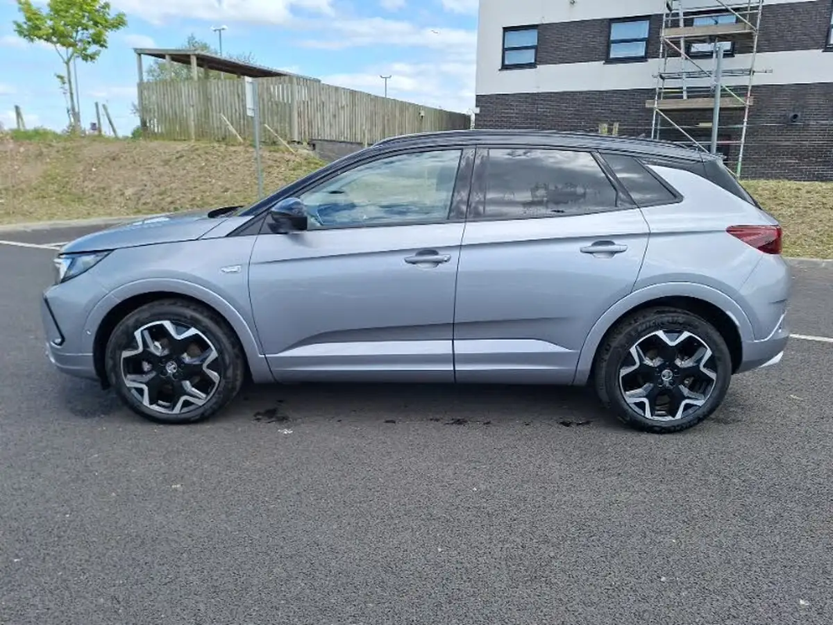 2024-vauxhall-grandland-12-ultimate-130ps-big-3