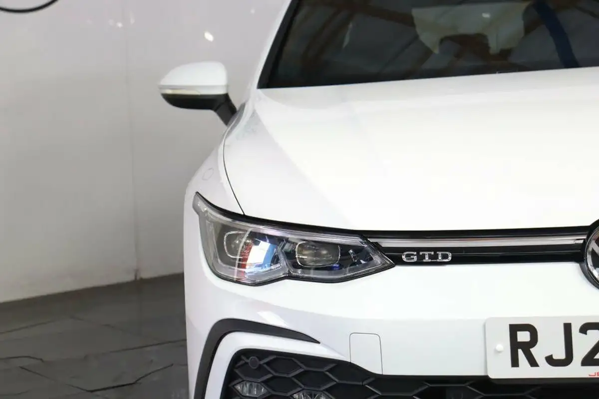 2023-volkswagen-golf-20tdi-gtd-big-11
