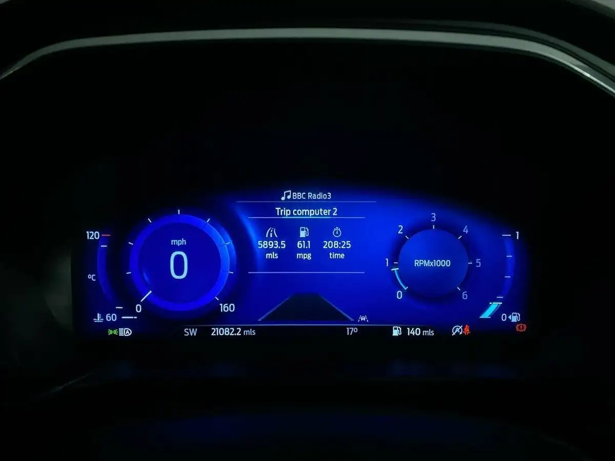 2021-ford-kuga-15-titanium-edition-big-27