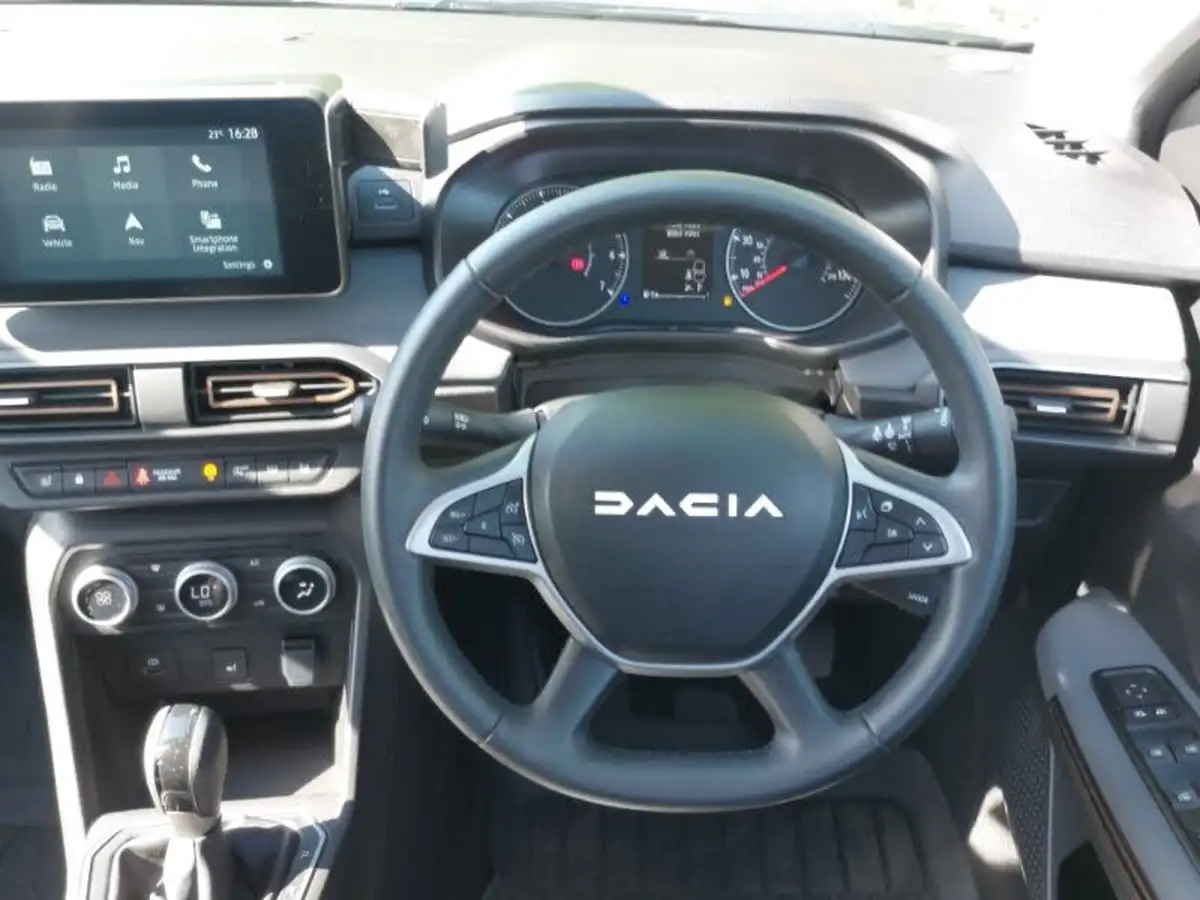 2023-dacia-sandero-stepway-big-6