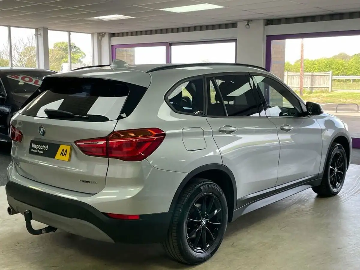 2018-bmw-x1-15-sdrive-18i-se-134bhp-big-10