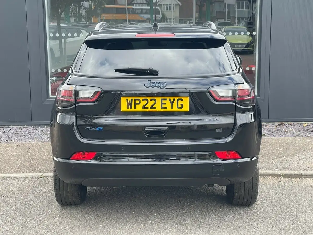 2022-jeep-compass-13-gse-s-big-3