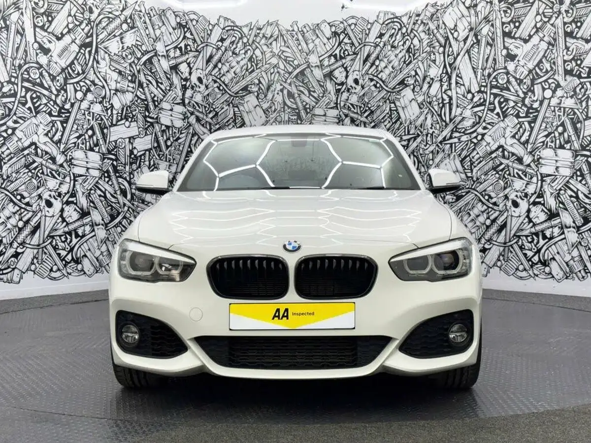 2019-bmw-1-series-15-118i-m-sport-shadow-edition-5d-big-4
