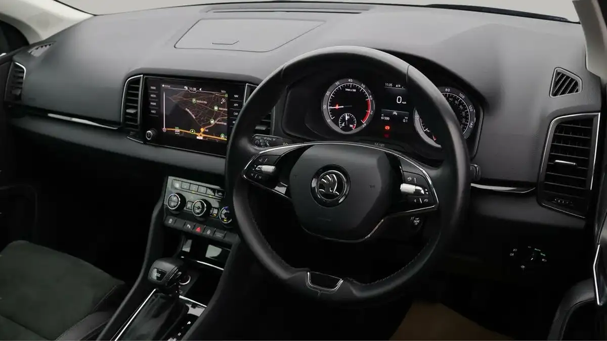 2021-skoda-karoq-15-tsi-se-l-dsg-big-8
