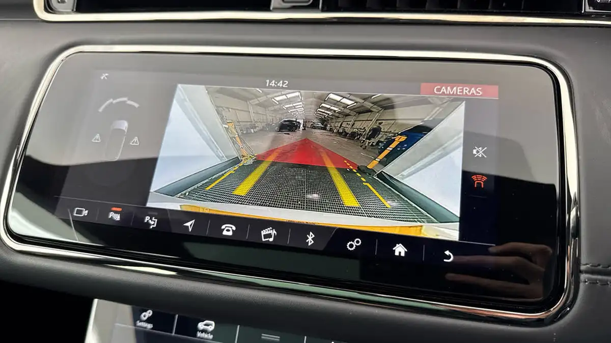 2020-land-rover-range-rover-evoque-20-d240-r-dynamic-hse-big-16