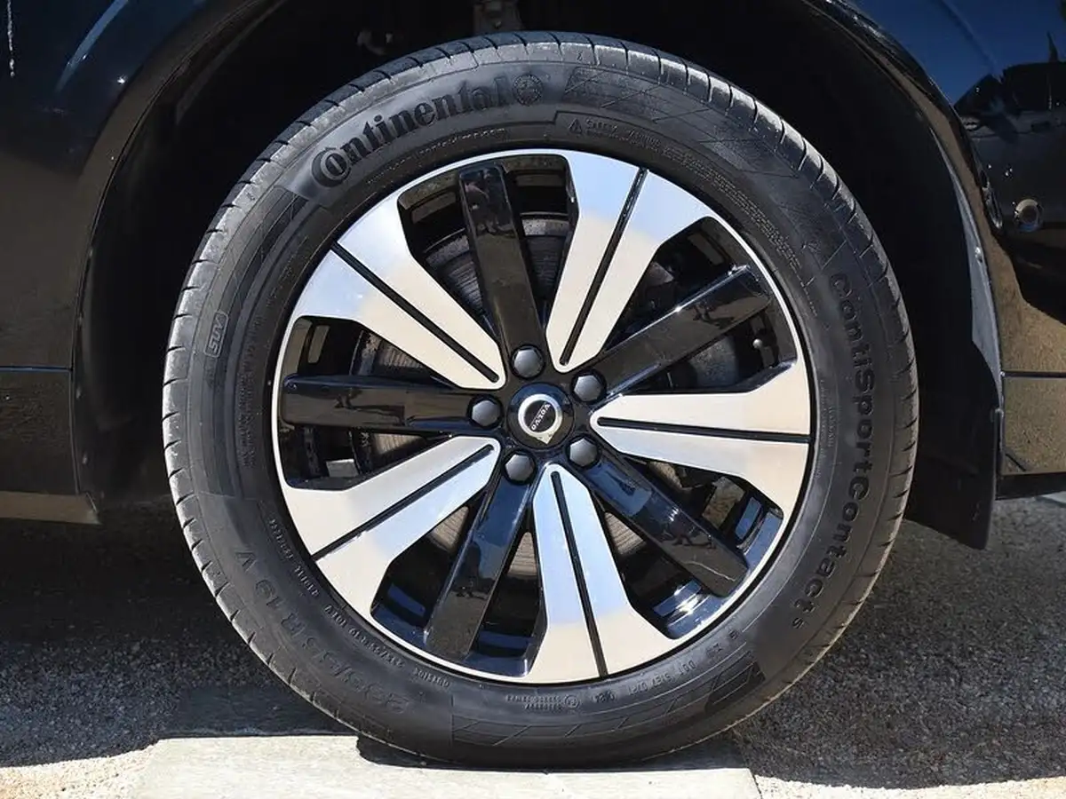 2022-volvo-xc60-20-b5-plus-big-34