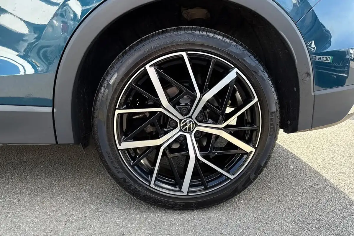 2024-volkswagen-tiguan-15-etsi-elegance-big-22