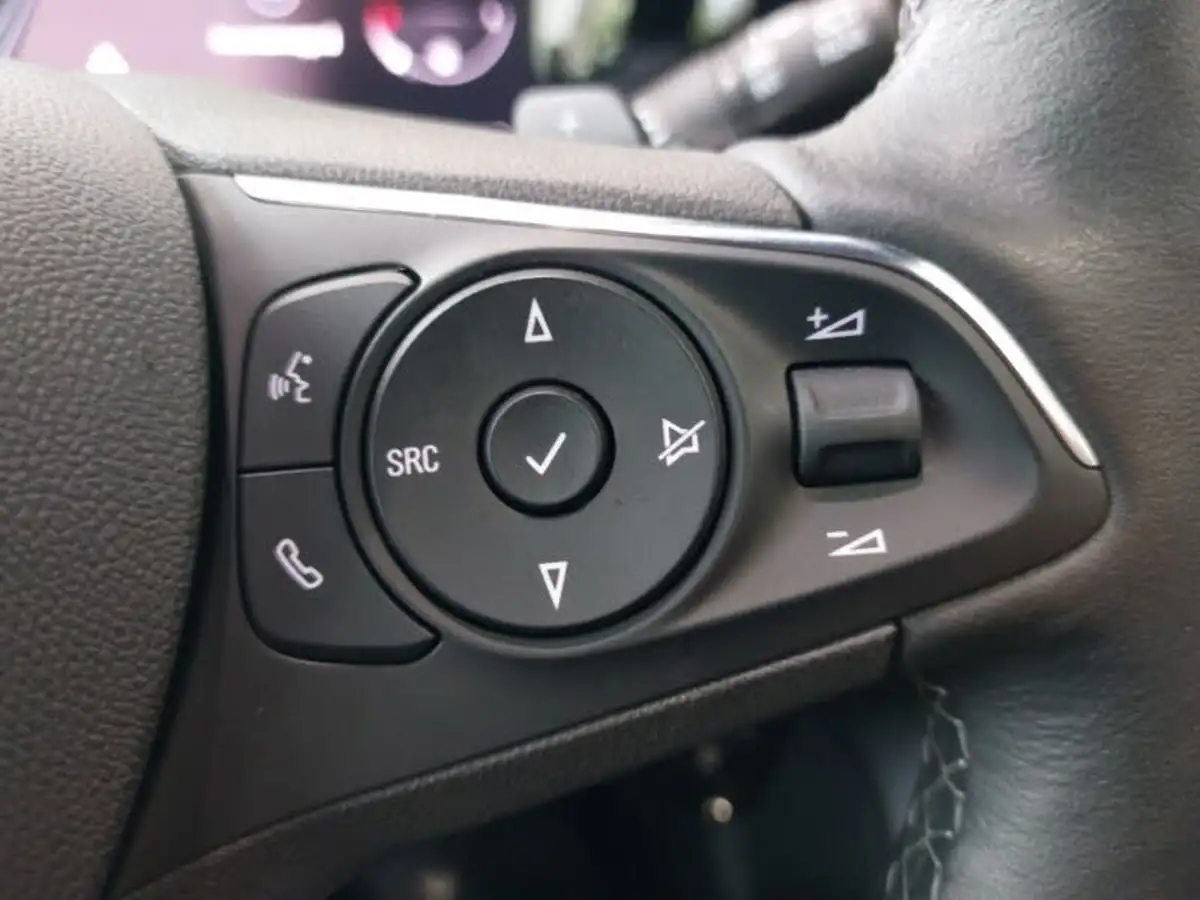 2023-vauxhall-mokka-12-gs-130ps-auto-big-14