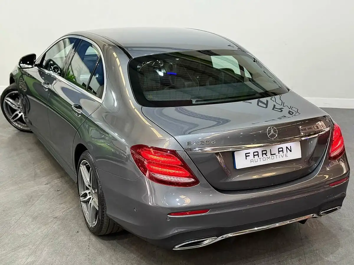 2017-mercedes-benz-e-class-20d-e220d-amg-line-ss-saloon-4d-big-18