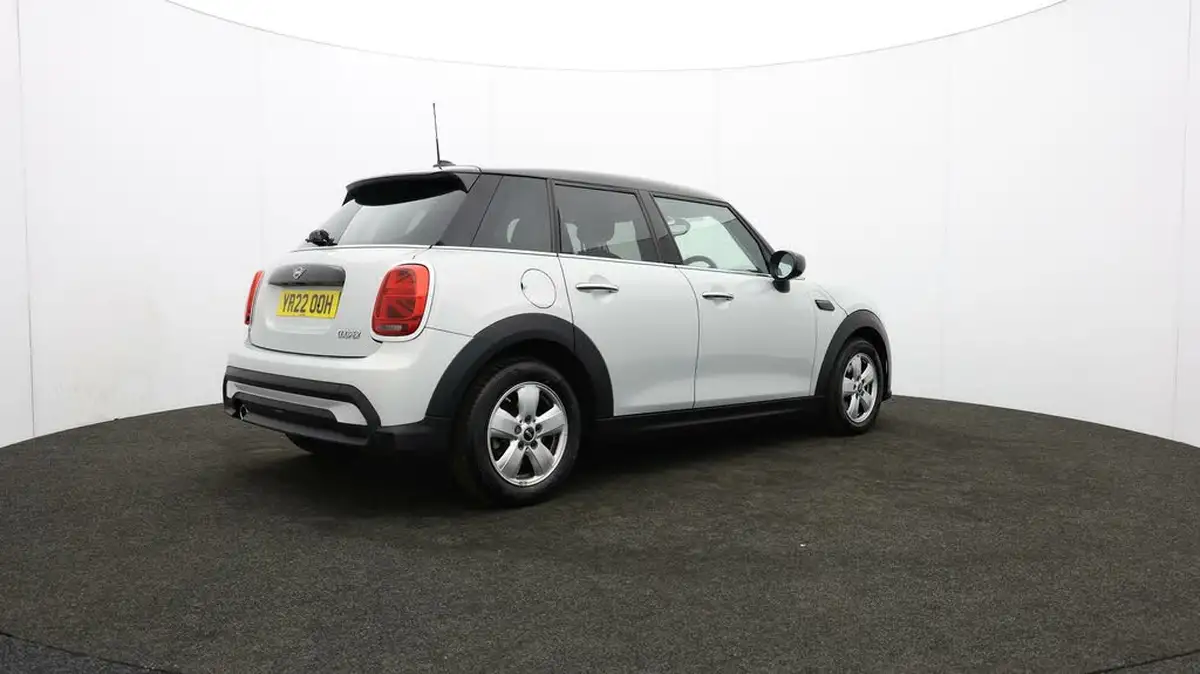 2022-mini-cooper-15-cooper-classic-hatchback-5d-auto-big-33