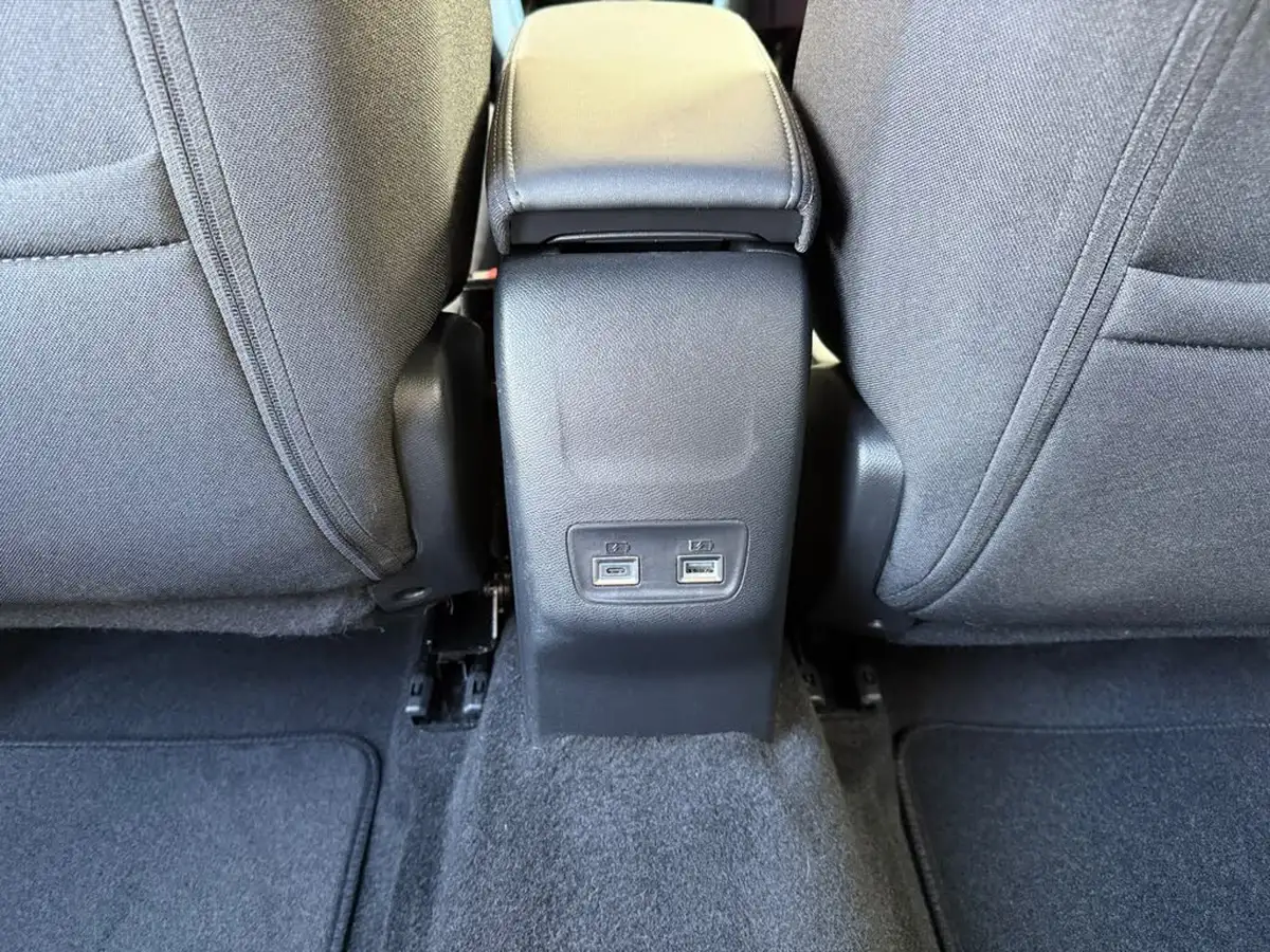 2024-peugeot-2008-suv-12-puretech-allure-100ps-big-49