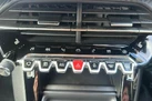 2021-peugeot-2008-suv-e-gt-small-14