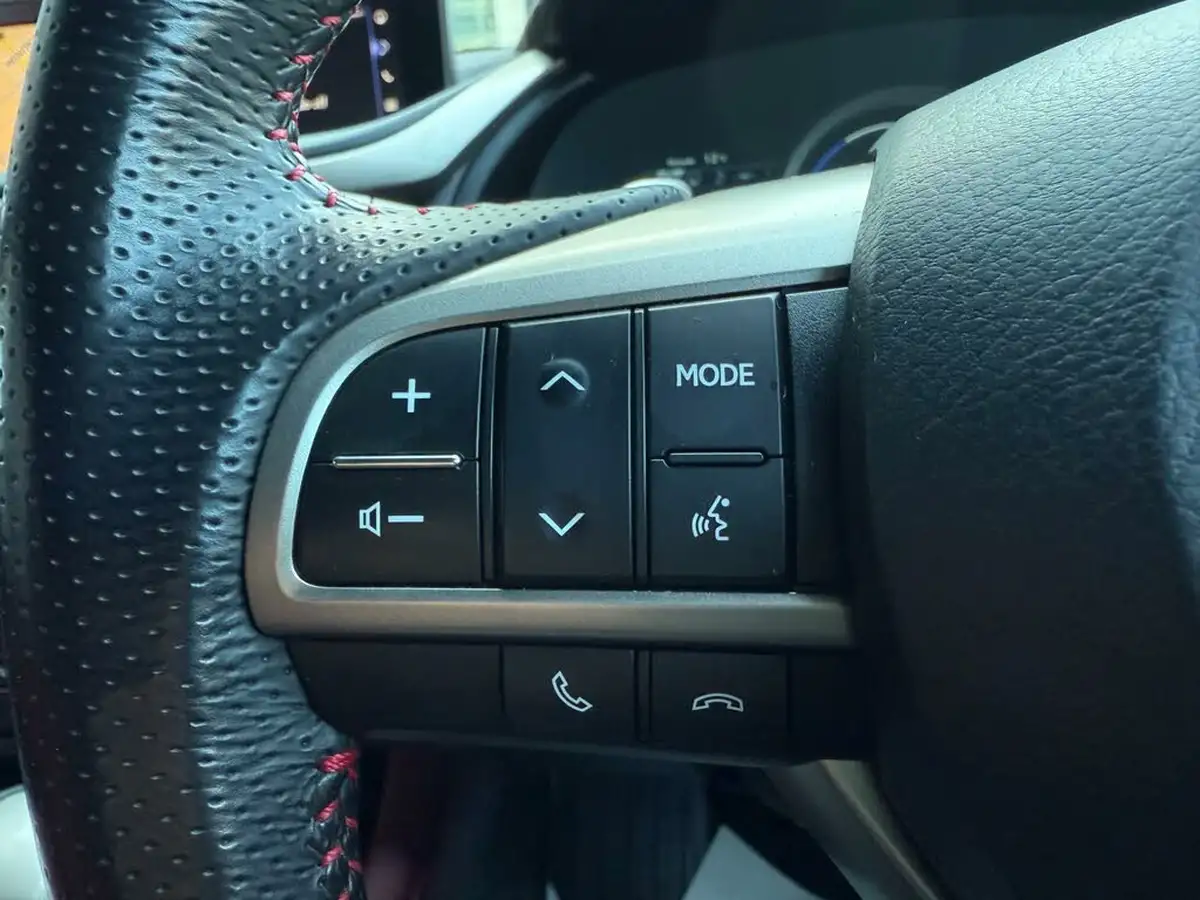 2018-lexus-rx-450h-35-f-sport-big-56
