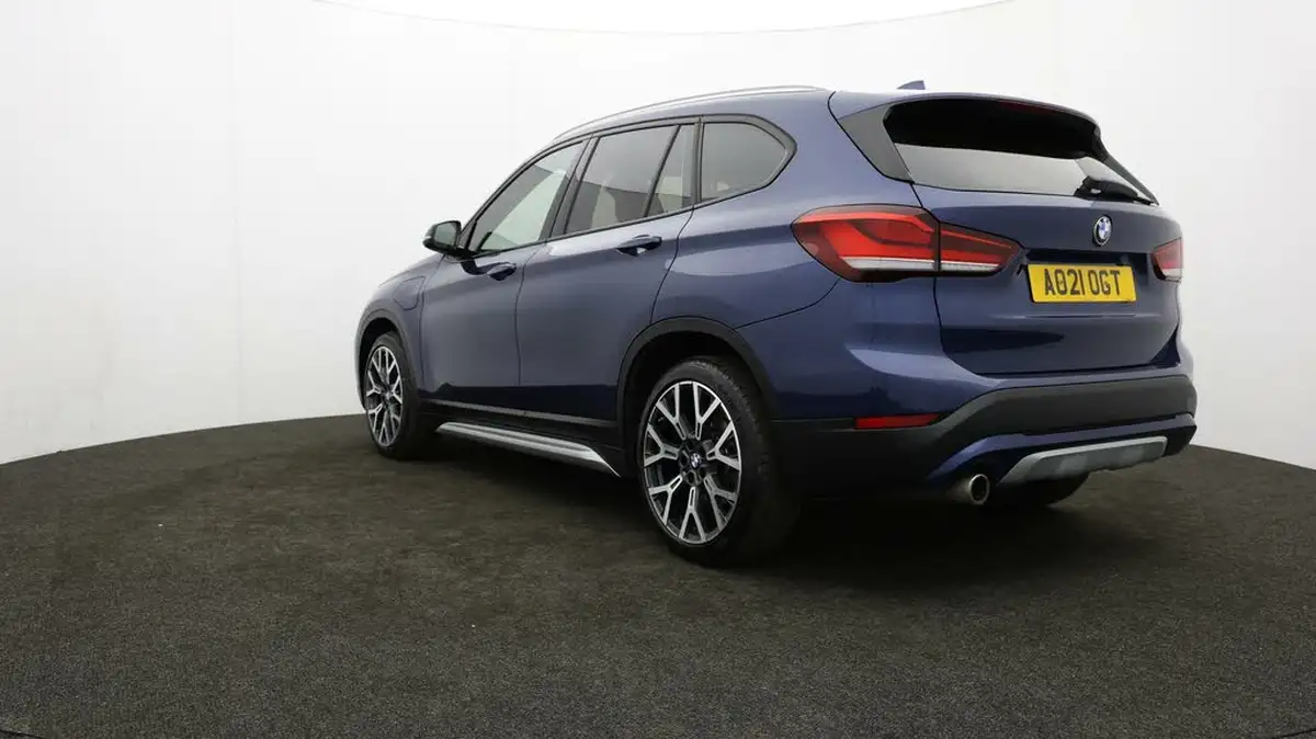 2021-bmw-x1-15-xdrive-25e-phev-xline-big-69